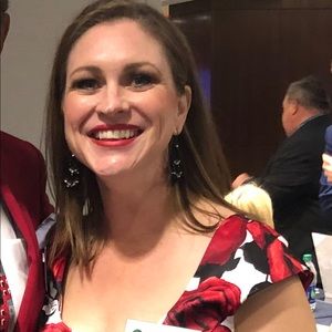 Meet your Posher, Pj